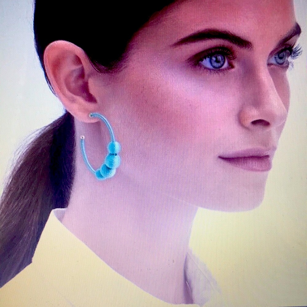 NWT JCrew material mint/light green hoop earrings